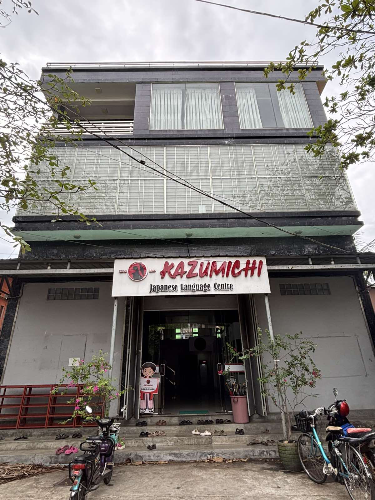 kazumichi gallery 09 